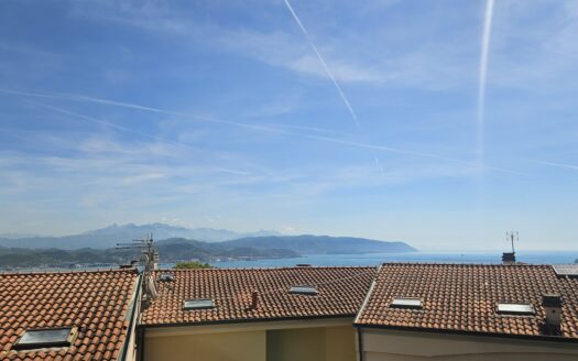 LA SPEZIA APPARTAMENTO CON INGRESSO INDIPENDENTE