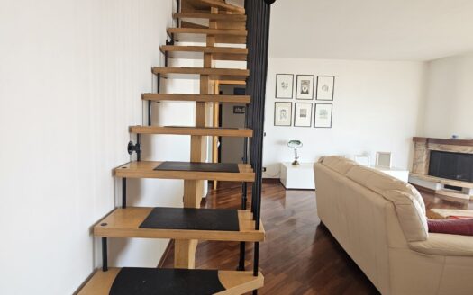 LA SPEZIA APPARTAMENTO CON INGRESSO INDIPENDENTE