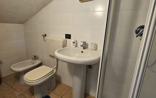 LA SPEZIA APPARTAMENTO CON INGRESSO INDIPENDENTE