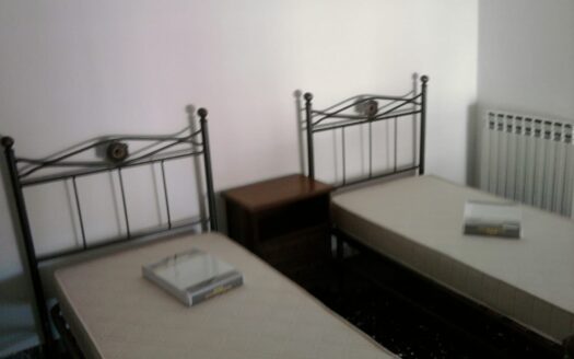 QUADRILOCALE A POCHISSIMI PASSI DAL CENTRO DI LERICI