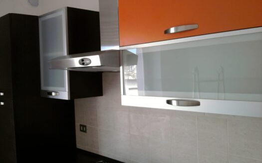 QUADRILOCALE A POCHISSIMI PASSI DAL CENTRO DI LERICI