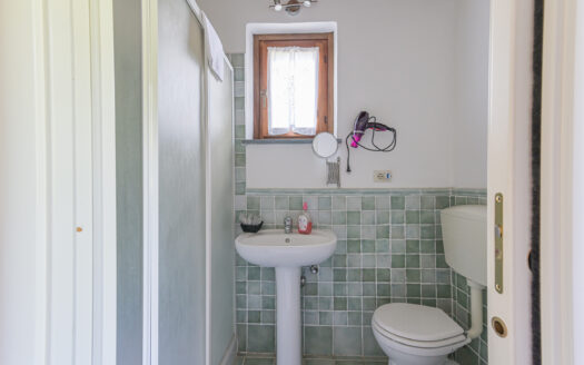 CASA INDIPENDENTE ALLA ROCCHETTA- MONTI BRANZI