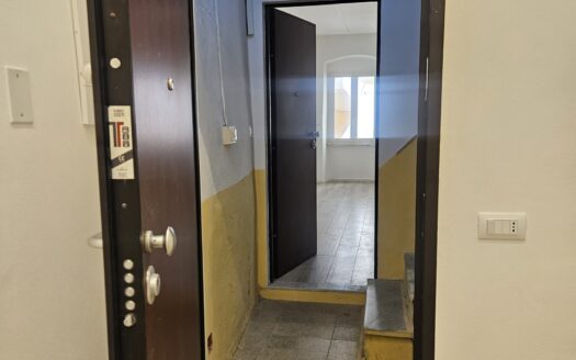 bilocale in centro lerici